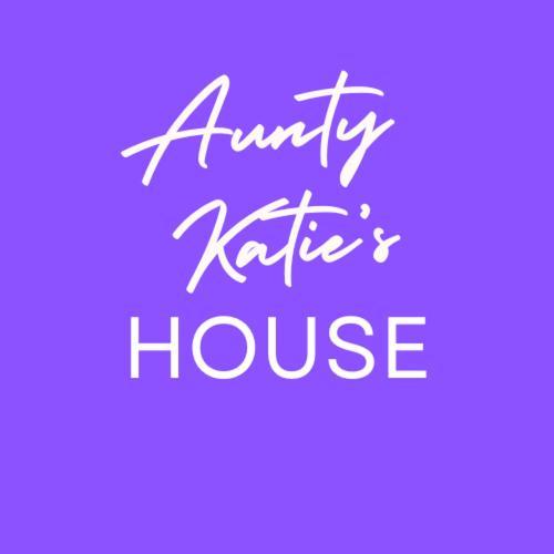 Ostello Aunty Katie'S House, Ni Tourist Board Certified & Located On The Main Oldpark Road To Belfast, With Free Continental Breakfast & Free Ultra Fast Sky Internet, Free Sky Sports & Free Sky Cinema, Self-Check In After 10Pm Gmt Esterno foto