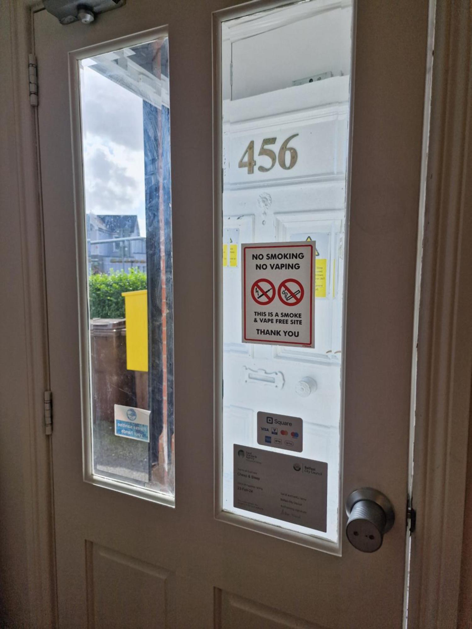 Ostello Aunty Katie'S House, Ni Tourist Board Certified & Located On The Main Oldpark Road To Belfast, With Free Continental Breakfast & Free Ultra Fast Sky Internet, Free Sky Sports & Free Sky Cinema, Self-Check In After 10Pm Gmt Esterno foto