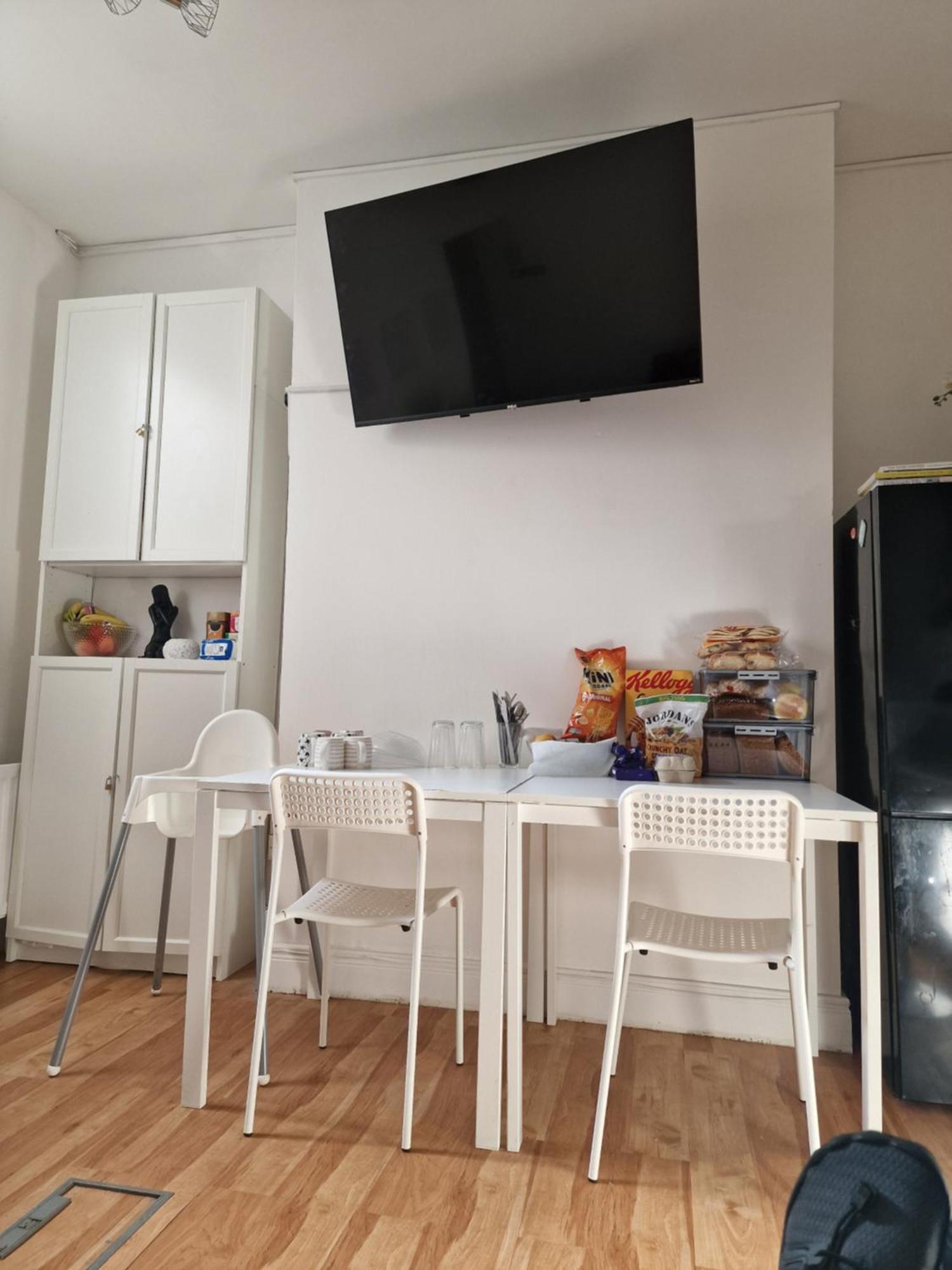 Ostello Aunty Katie'S House, Ni Tourist Board Certified & Located On The Main Oldpark Road To Belfast, With Free Continental Breakfast & Free Ultra Fast Sky Internet, Free Sky Sports & Free Sky Cinema, Self-Check In After 10Pm Gmt Esterno foto