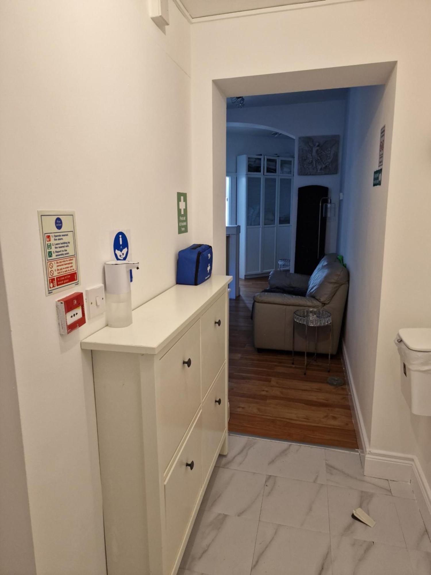Ostello Aunty Katie'S House, Ni Tourist Board Certified & Located On The Main Oldpark Road To Belfast, With Free Continental Breakfast & Free Ultra Fast Sky Internet, Free Sky Sports & Free Sky Cinema, Self-Check In After 10Pm Gmt Esterno foto